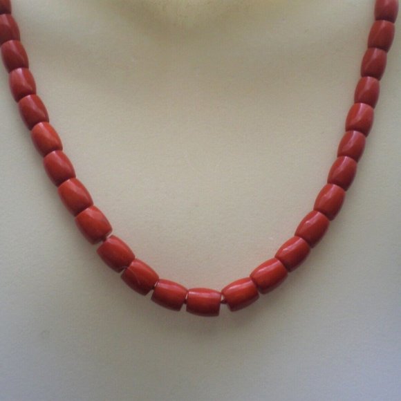 Designer 14K Yellow Gold Clasp Red Sea Coral Barrel Shape Beads Beaded Necklace - Picture 2 of 6